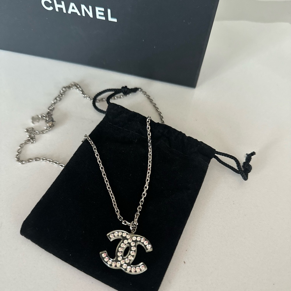 AUTH Chanel CC Resin Strass Necklace Clear Silver